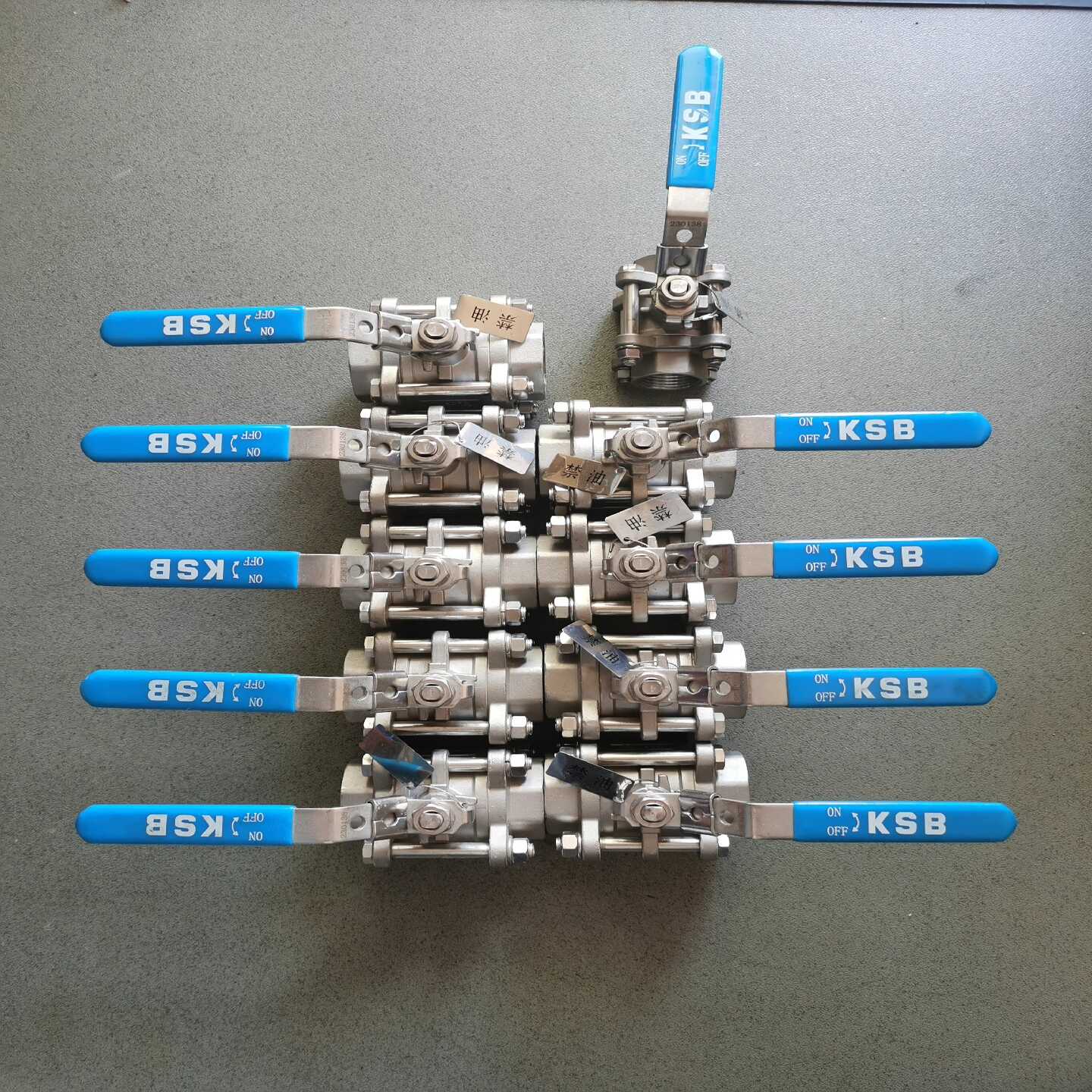 全新KSB阀1-1/4-CF8（9个还有6个）！1-CF8M-议价