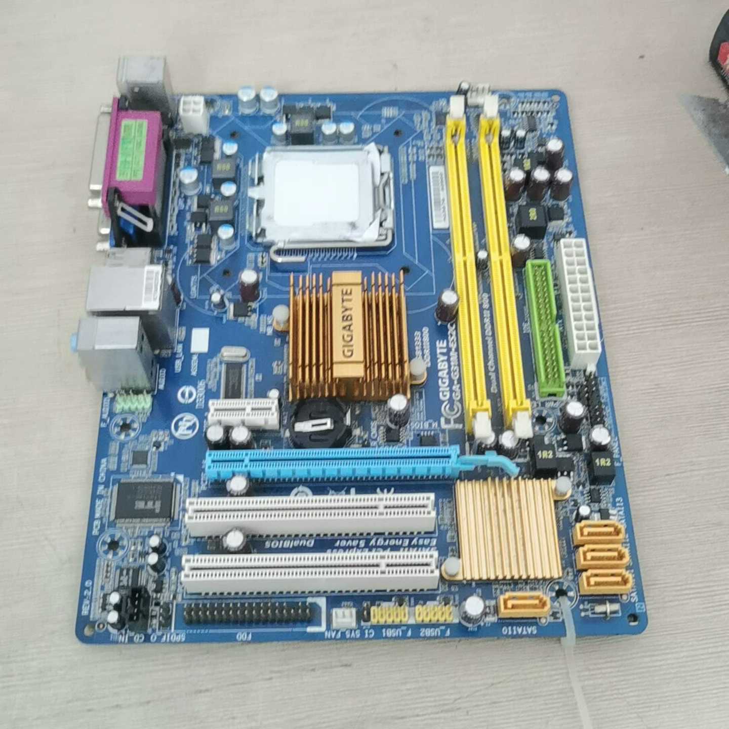 询价技嘉G31主板GA-G31M-ES2C有挡片