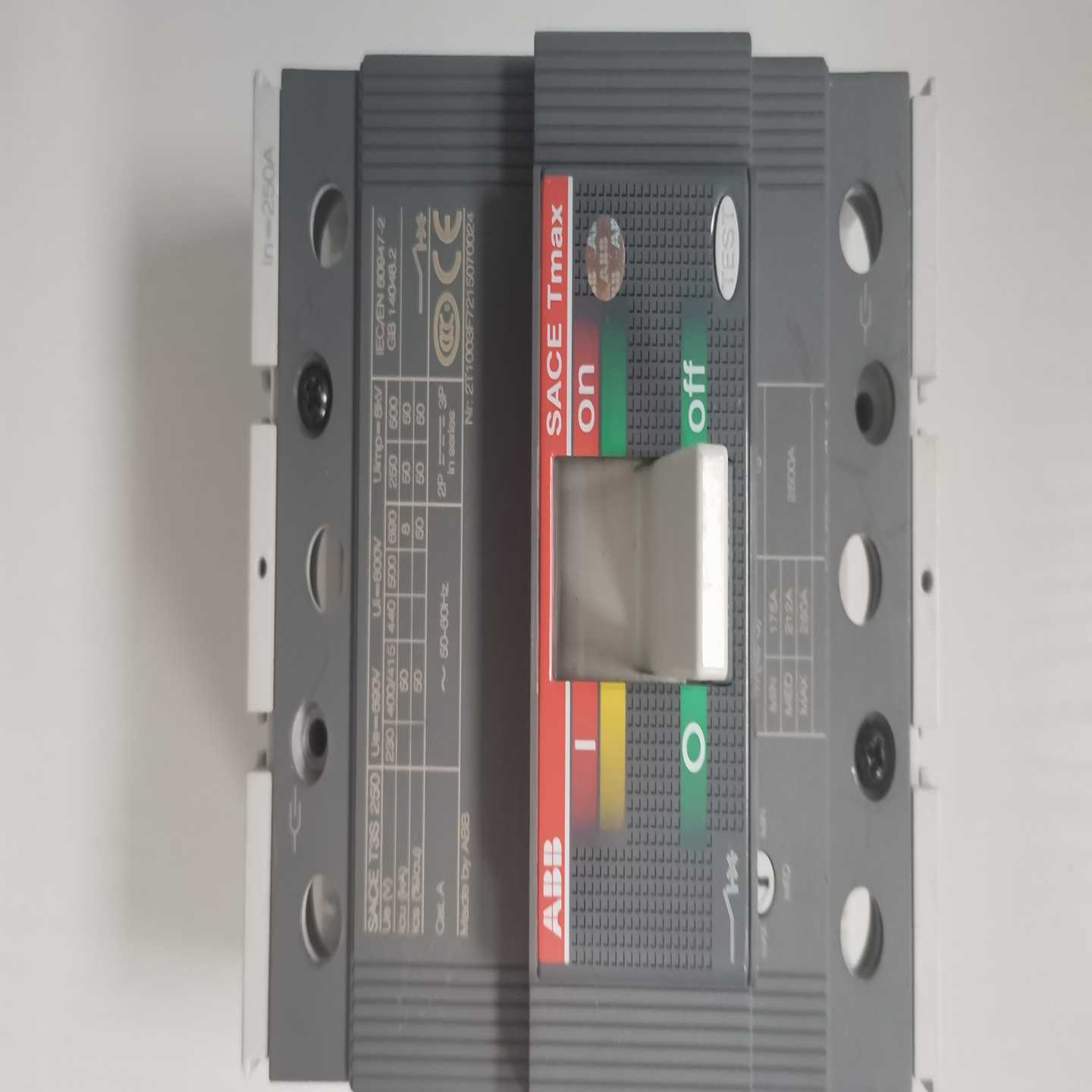 【议价】T3S250TMD250/2500FF3P101526适用