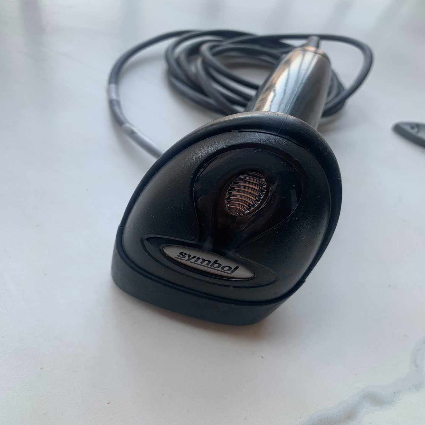 议价讯宝LS2208扫描枪，货场来源，成色如图，实物拍摄，带线，