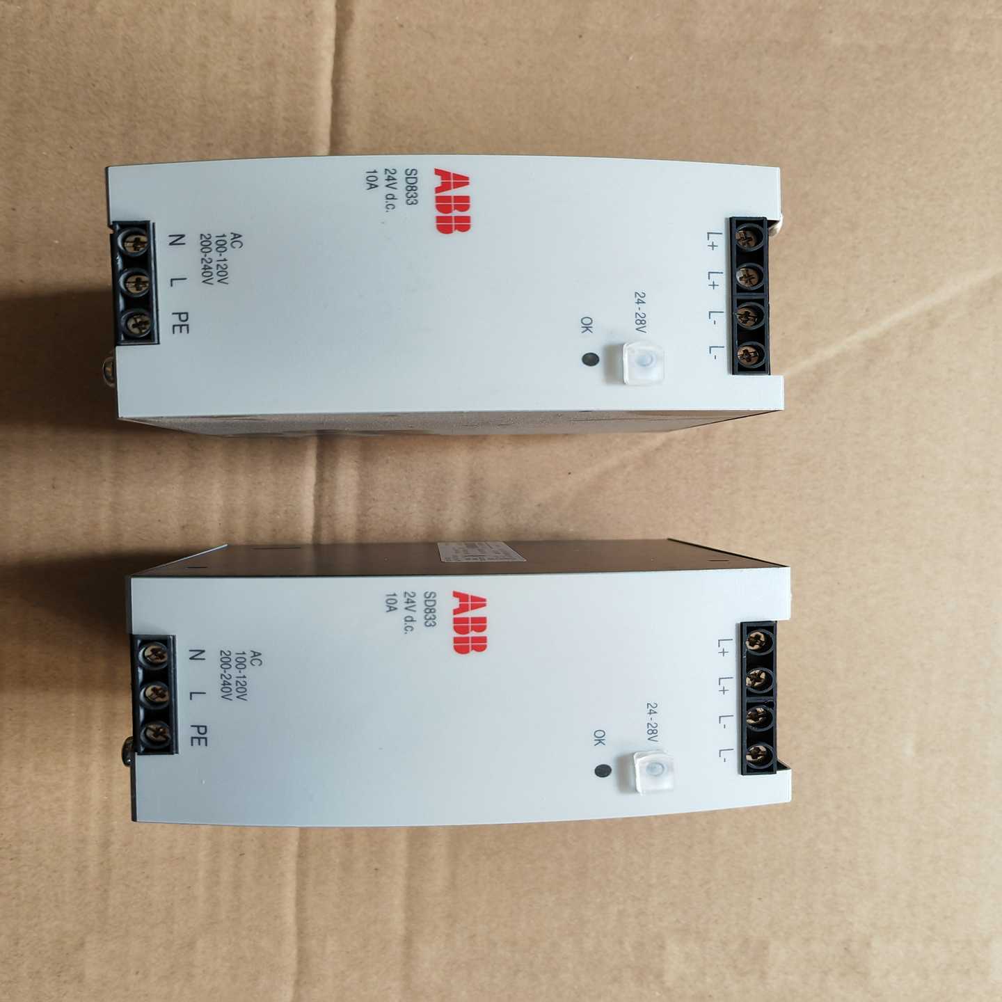 sd833两台，实物如图询价