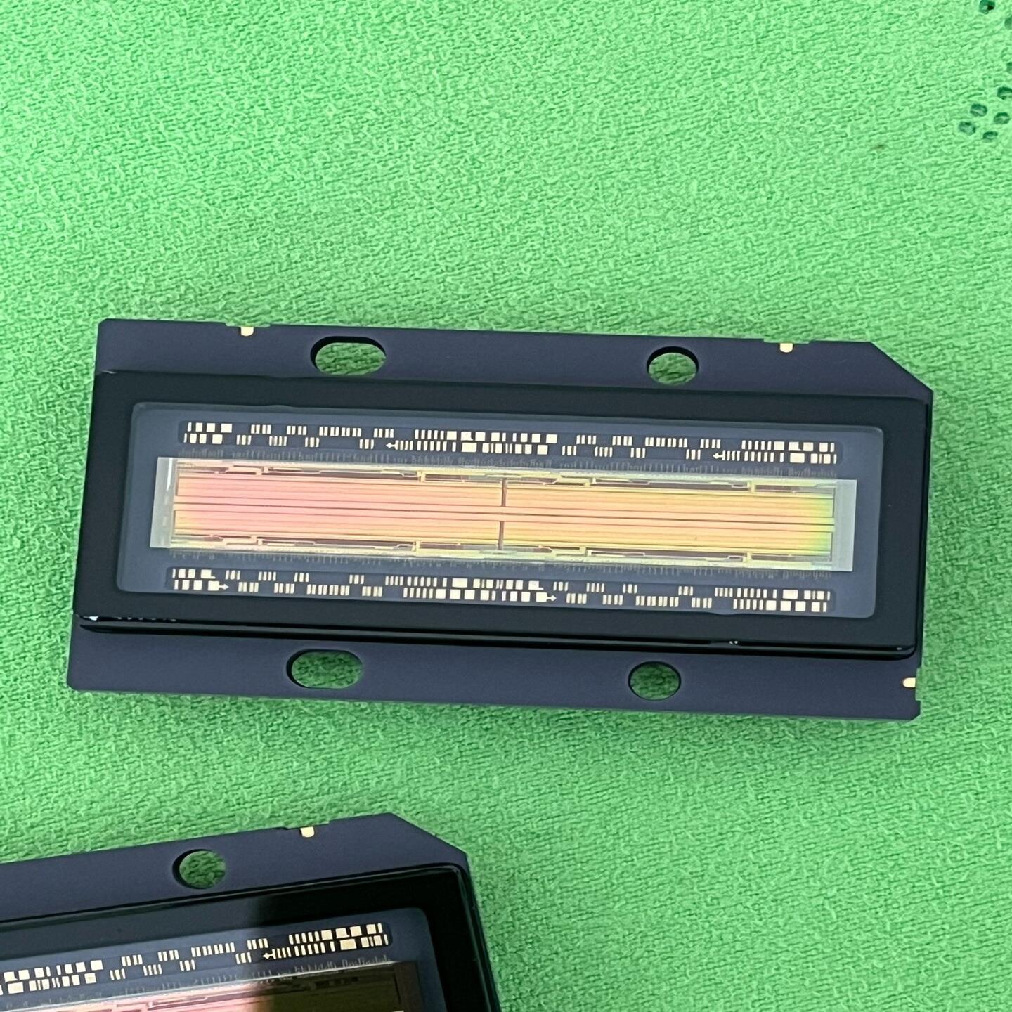 图像传感器e2v 8K 线阵相机的cmos芯片双线cmo