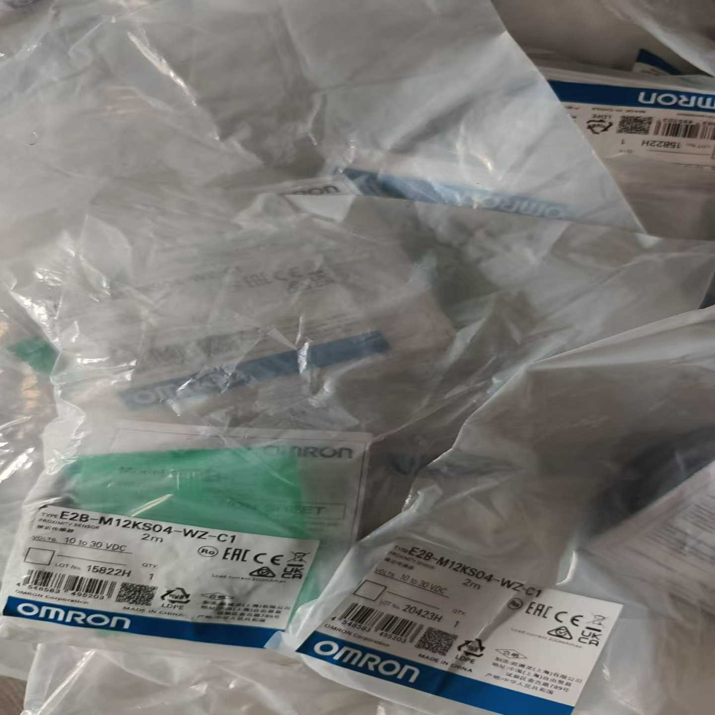 欧姆龙传感器E2B-M12KS04-WZ-C1原装全新单价4