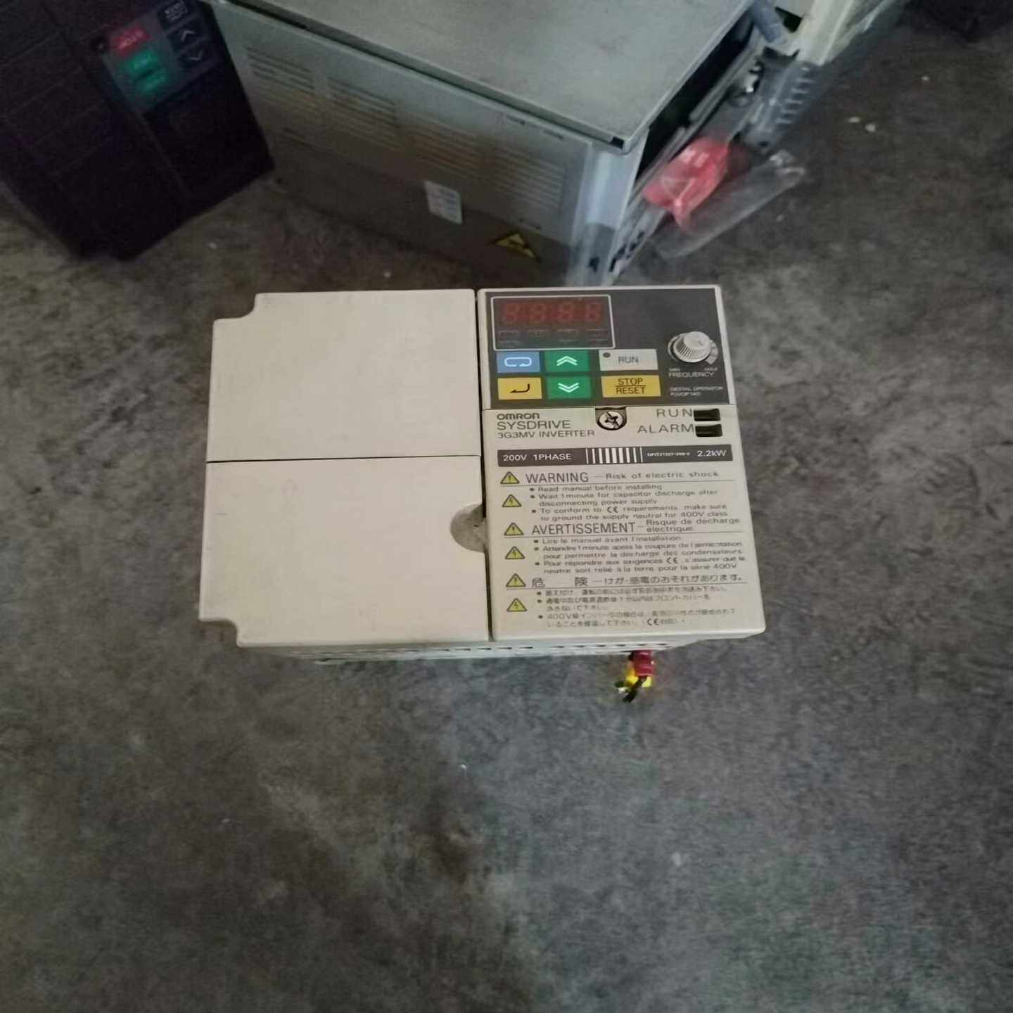 变频器3G3MV-AB022的，没修过询价