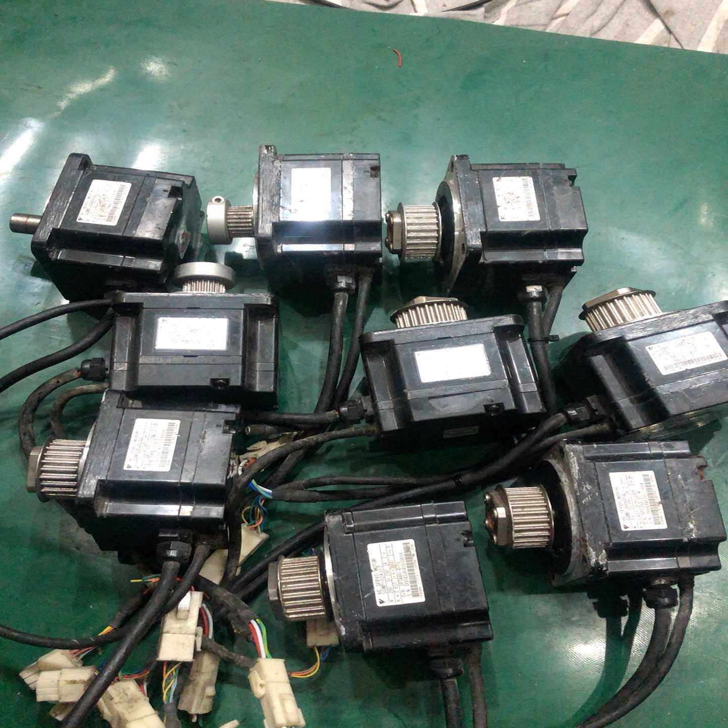 伺服电机，安川伺服电机，SGMP-02A321，200w询价,办公设备/耗材/相关服务,其它,淘宝优惠券,粉丝福利购,淘宝优惠卷