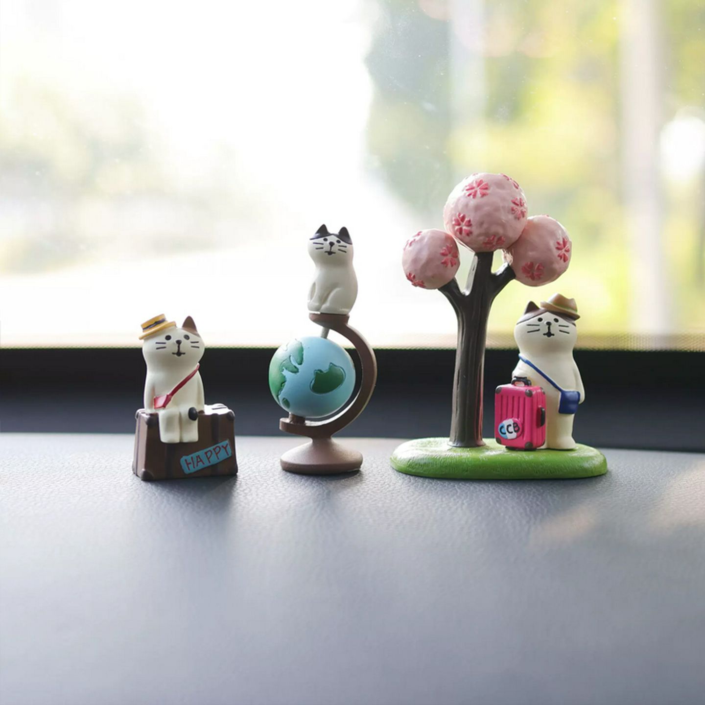 爱旅行的猫车内饰品摆件地球仪小摆件车载可爱装饰汽车的解压礼物