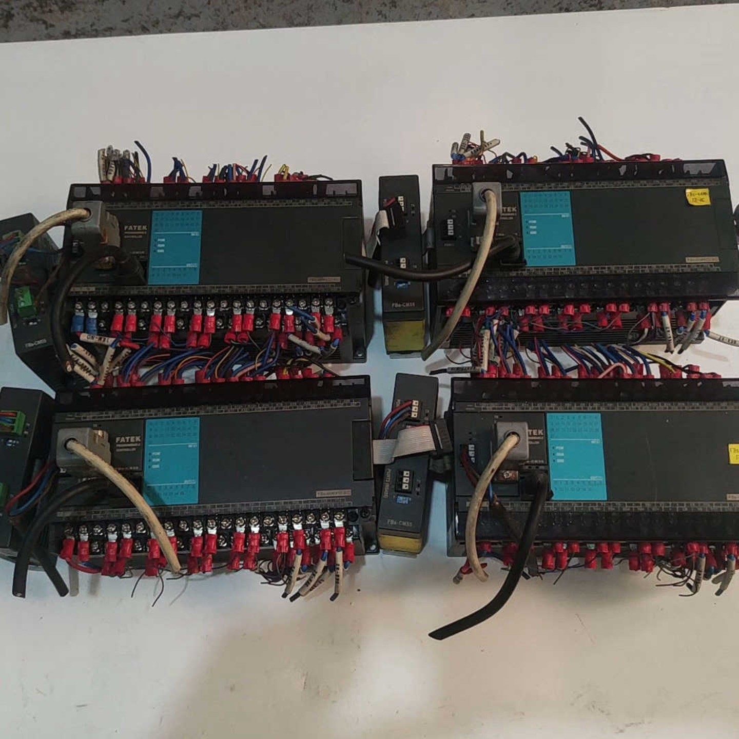 售前询价适用永宏PLC型号FBs-44MNT2-AC   带个拓展FB议价