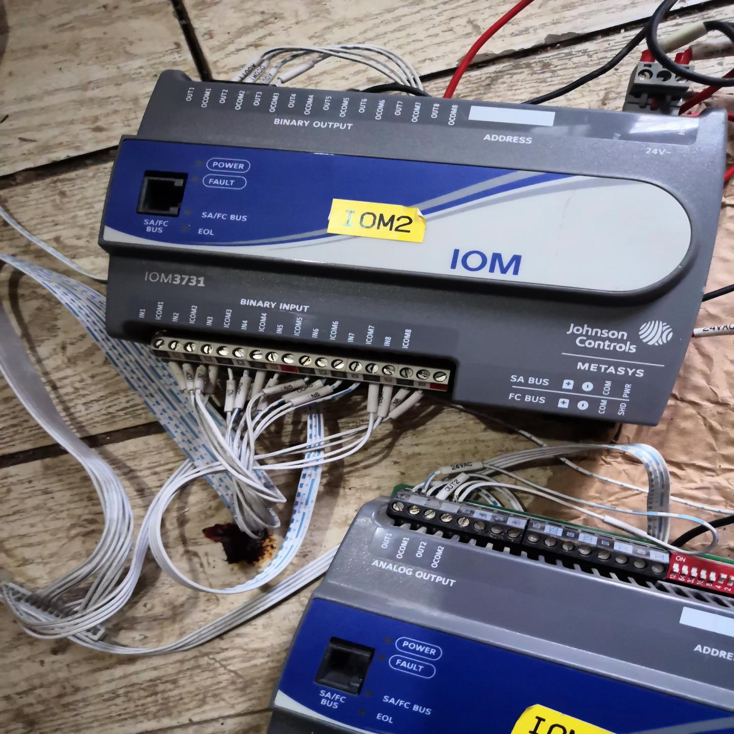 江森模块，还有三个IOM3731，是一个的价位3731，（佳毅工控）