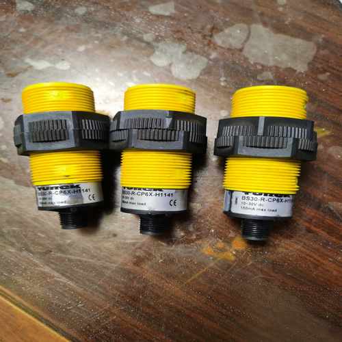 MR-J2-03A5 MR-E-40A-KH003实（佳毅工控）