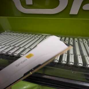 全新昂达魔固8G3200马甲条内存,英特尔专用,铝合金马甲散--议价