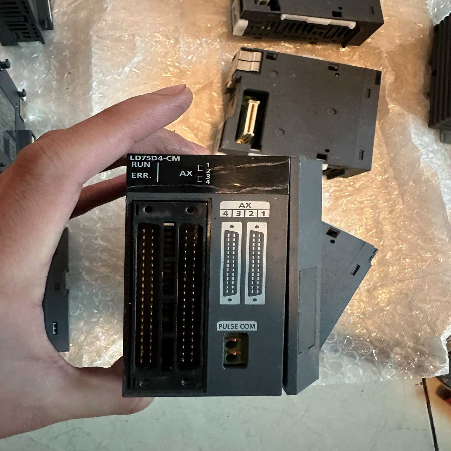 出售三菱LD75D4-CM定位模块实物拍摄议价出售--议价商品