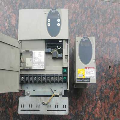 施耐德伺服驱动器LXM05AD57N4缺少风扇-议价