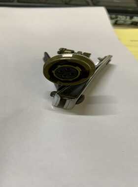 议价全新插头068-41168-4适用