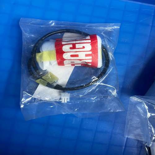 日本azbil传感器FL2R一7J6SD日钢注塑机电眼--议价商品