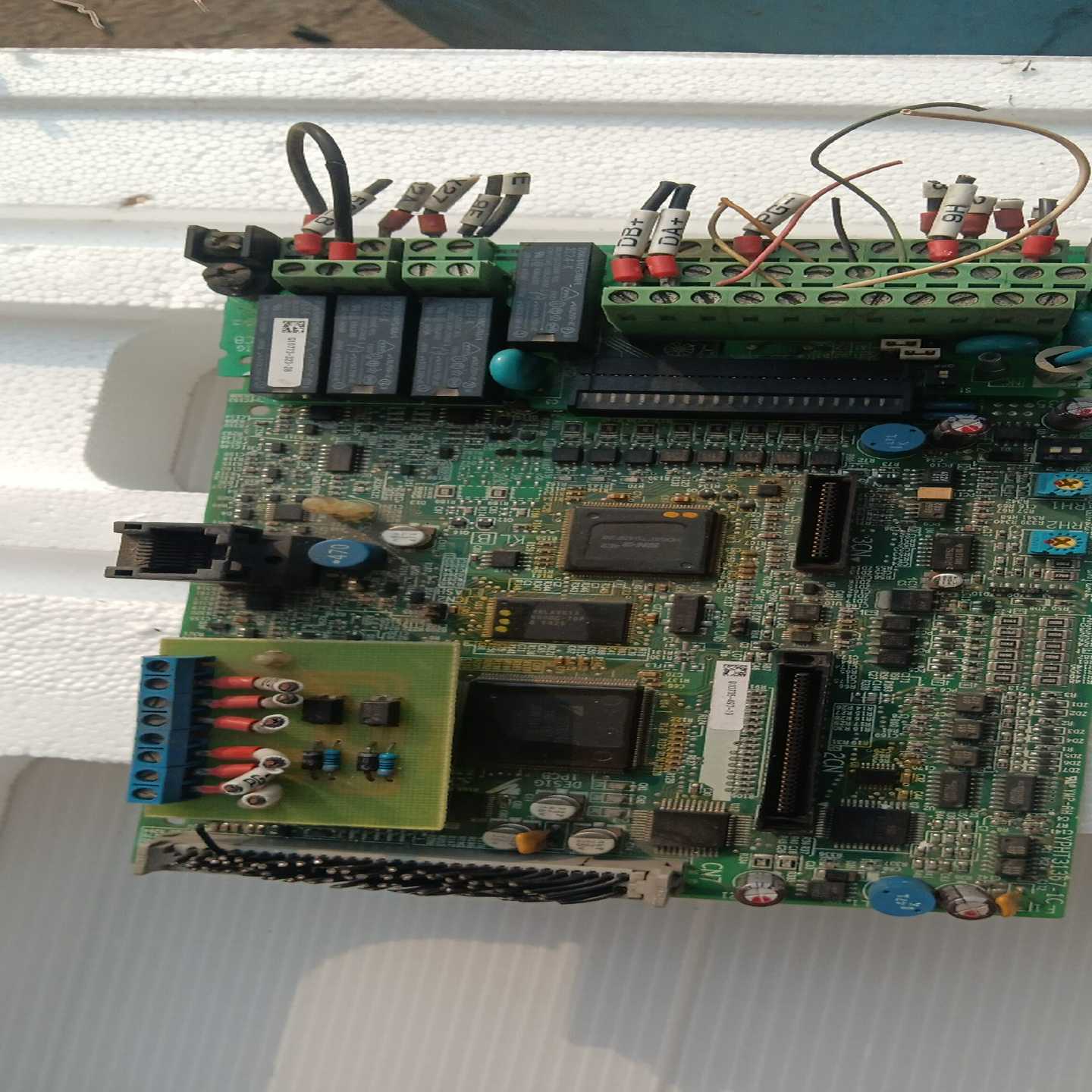 安川变频器主板ETC618671-S1023，运费到~询价