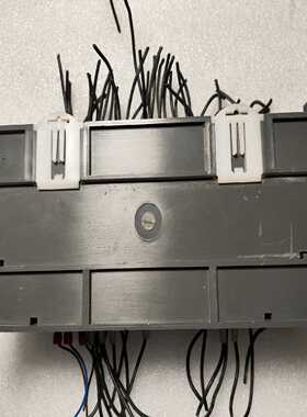 咨询-LS产电XBC-DR60EXPLC，剪线，成色如图