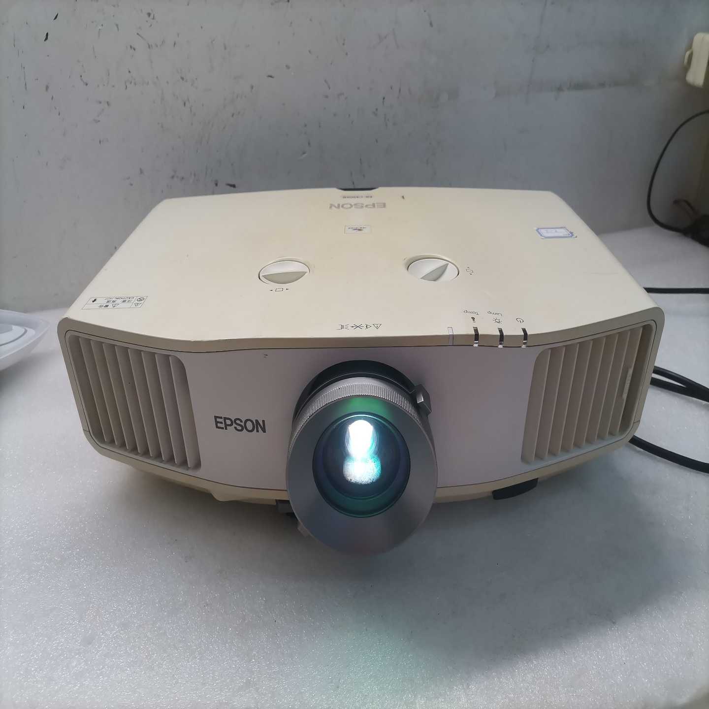 爱普生C450XB投影机，使用了2468小时，邮费到付--议价商品