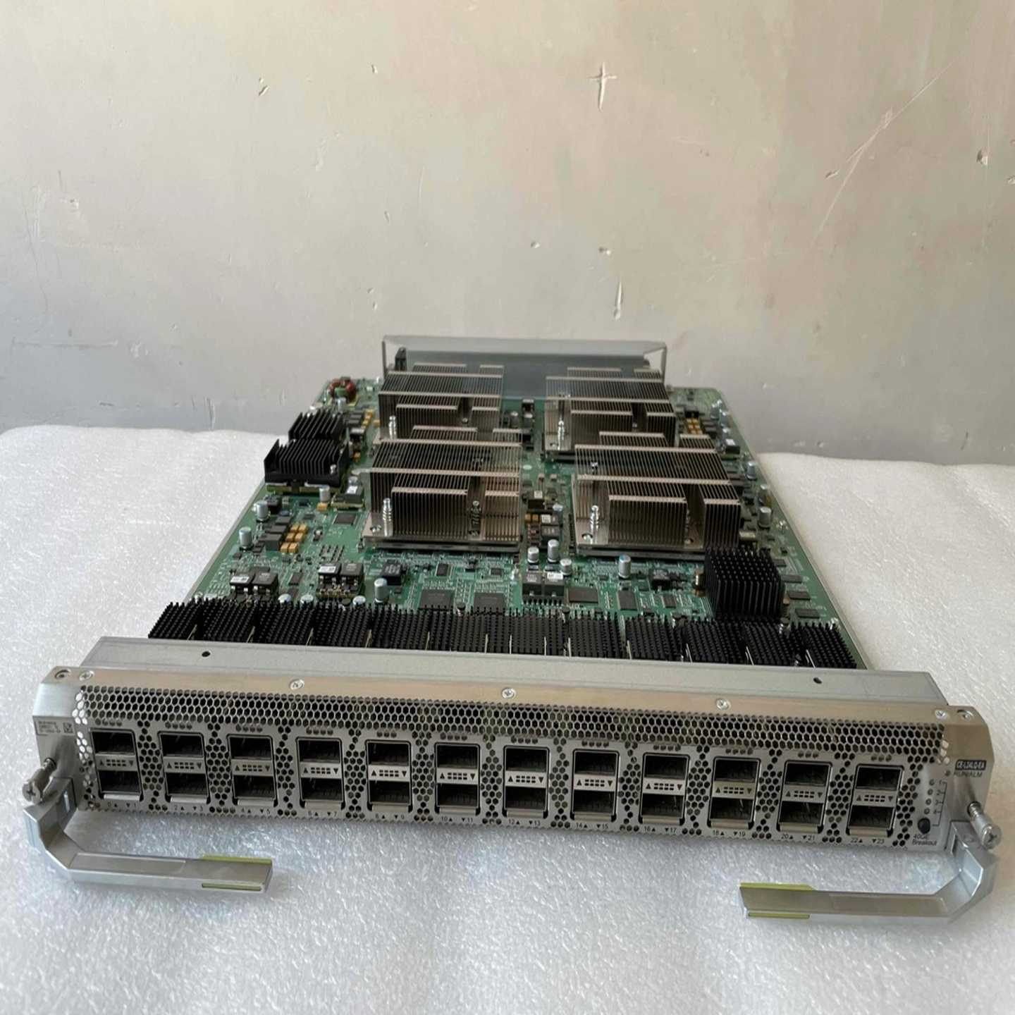 【议价】CE-L24LQ-EA业务板24端口40G以太网光接口适用