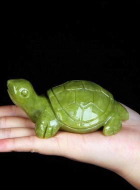 天然玉石雕刻乌龟小玉龟可爱鱼缸岫玉长寿龟饰品客厅摆件