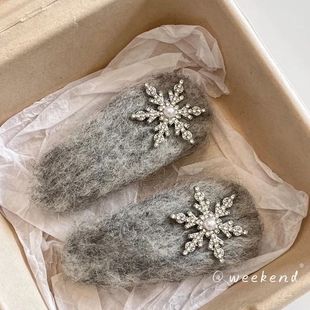灰色毛绒绒雪花发夹刘海夹侧边夹甜美秋冬氛围感小雪掰掰夹bb夹子
