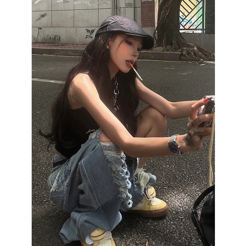 美式手绘字母印花辣妹吊带背心女夏季外穿黑色无袖短款设计感上衣