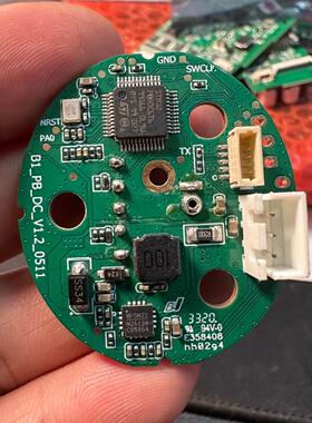 STM32F030C6 主控板 M26124 应该是4串锂电池充电用途 研究价