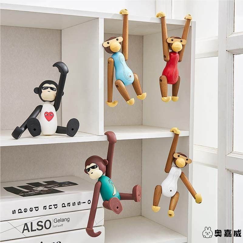 洞洞板上的小摆件猴子可爱木制倒挂猴手工艺品摆件桌面礼品