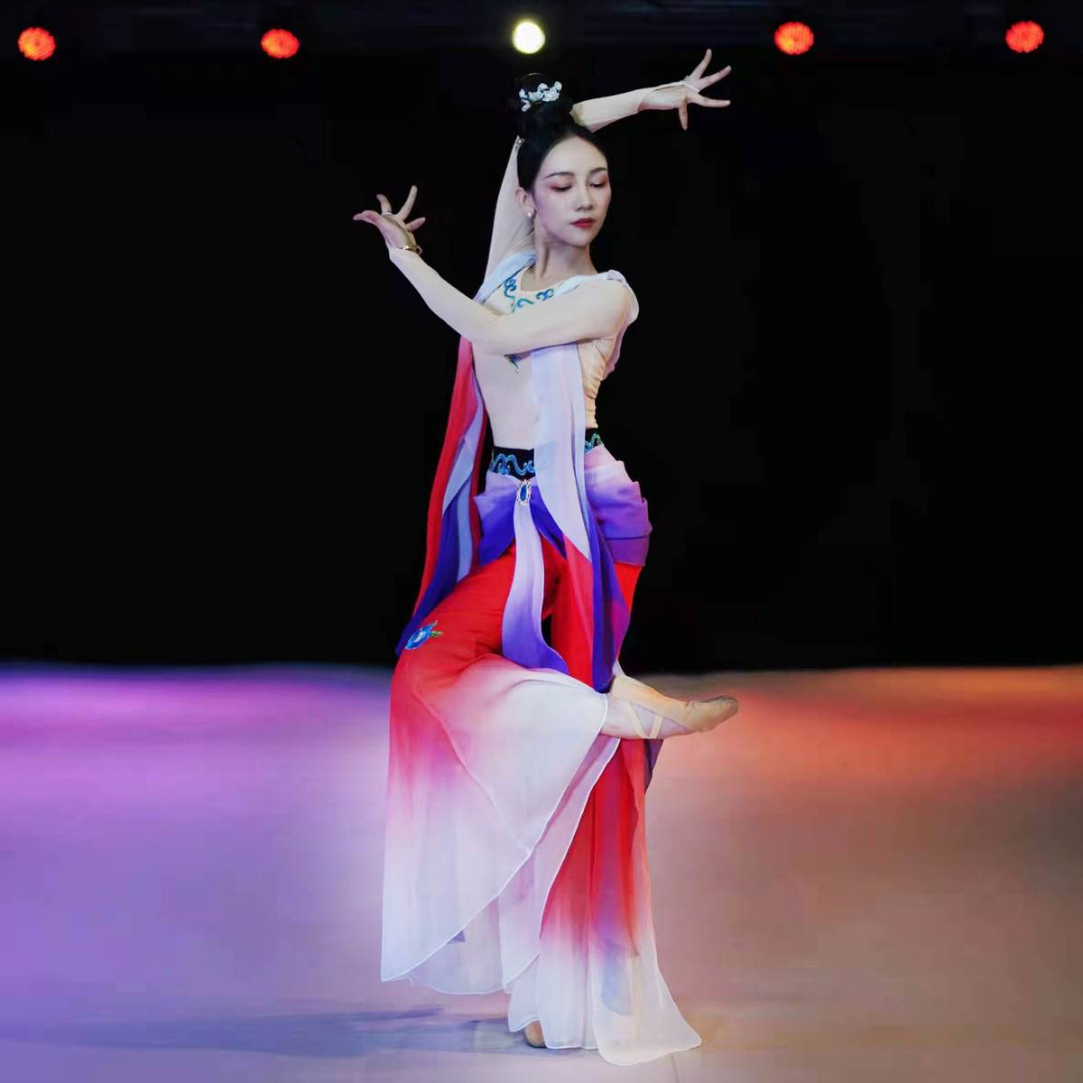 新品新飞天敦煌舞蹈练功服古典舞蹈演出服飞天琵琶行仙女飘逸嫦娥
