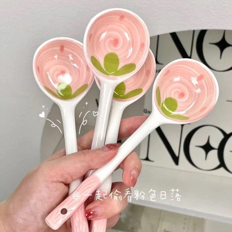 景德镇陶瓷勺子网红ins高颜值草莓勺长柄汤勺家用调羹饭勺少女心
