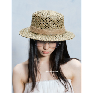 咸草草编平顶草帽女夏小沿透气平沿镂空礼帽度假海草海边遮阳帽子