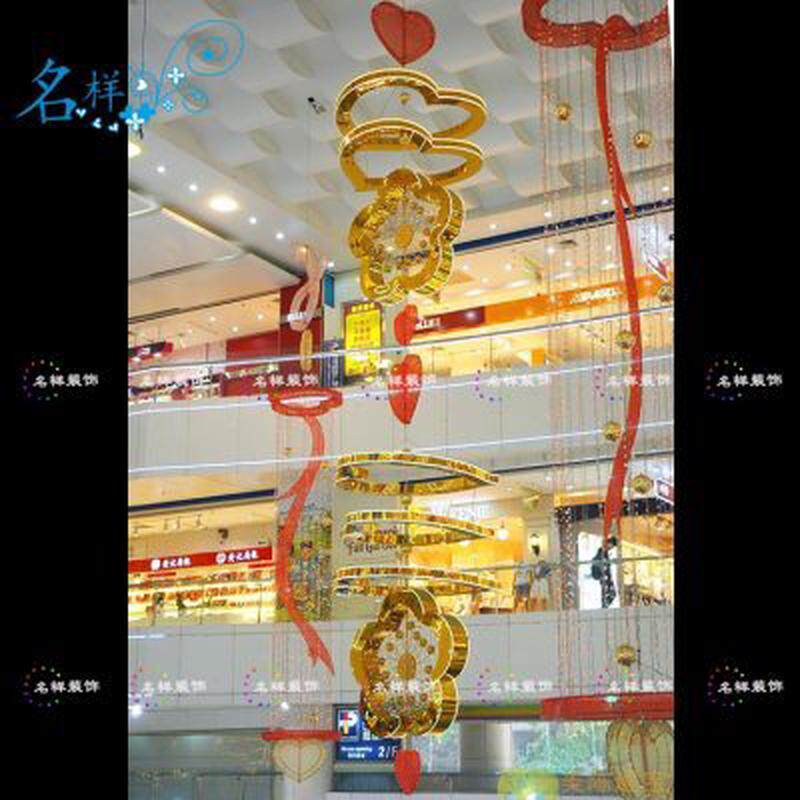 名样美陈商场中庭挂件花朵爱心装饰圣诞新年节庆酒店美陈装饰定制