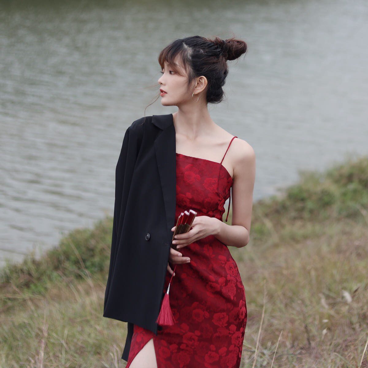喵吉中国风提花开叉敬酒裙中长款红色改良女春夏