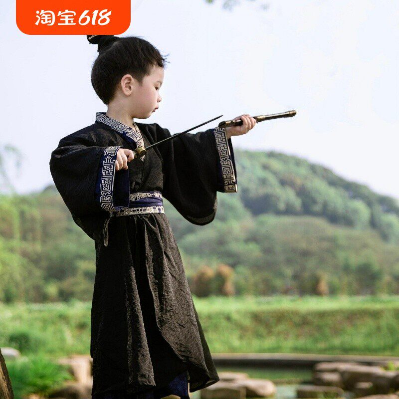 男童古装儿童战国袍直裾酷炫黑色武侠风六一节表演走秀服套装