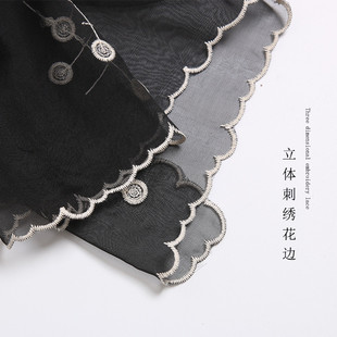 2023新款时髦精致刺绣花卉装饰丝巾春秋黑色围巾女士披肩两用薄款