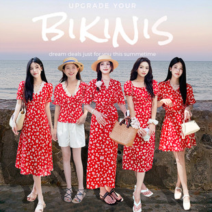 2025夏不一样的闺蜜装红色泡泡袖碎花姐妹装V领度假子