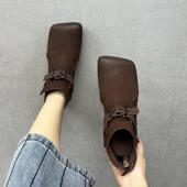 艺鞜2025年秋冬新款 平底大方头扣拼接磨砂皮短靴女