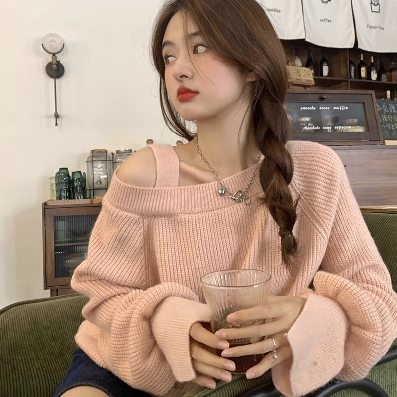 设计感小众心机露肩毛衣女秋冬新款温柔软糯宽松慵懒粉色