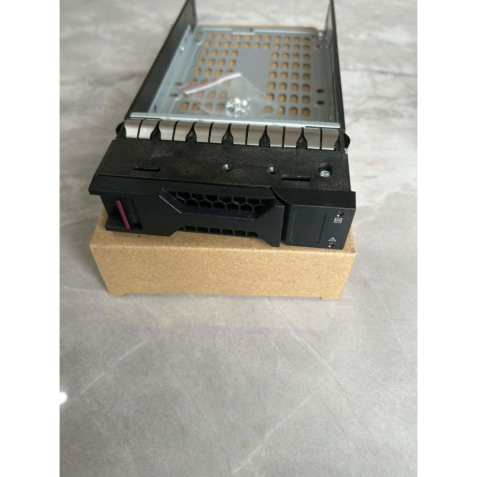 全新 MSA1060 2060 M2 P14406-001 2062 M2 存储 硬盘托架3.5