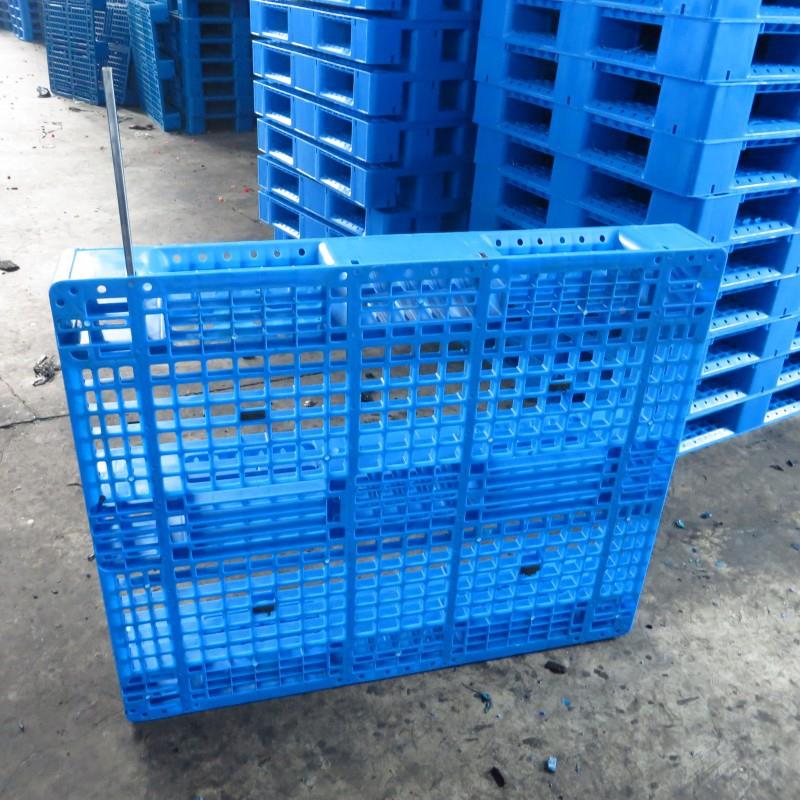 供PVE1412网格川应字托盘 仓库垛货架车叉堆塑料卡板地台板