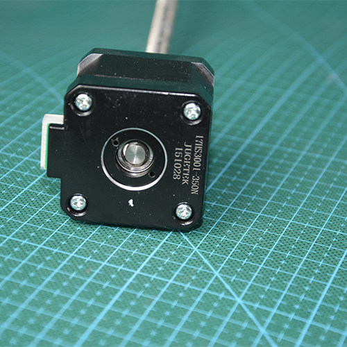 3D打印机配件 直线丝杆步进电机 nema17 长度350mm tr8*8