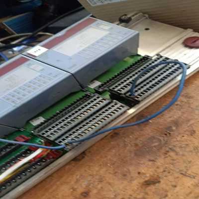 XSA-V11373 接近传感器 XSA-V11373~询价