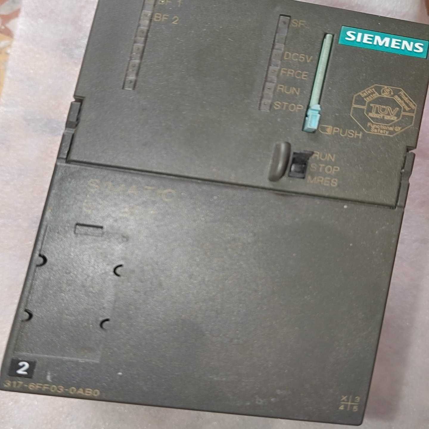 PLC，317-6FF03-0AB0。成色很新，私~询价