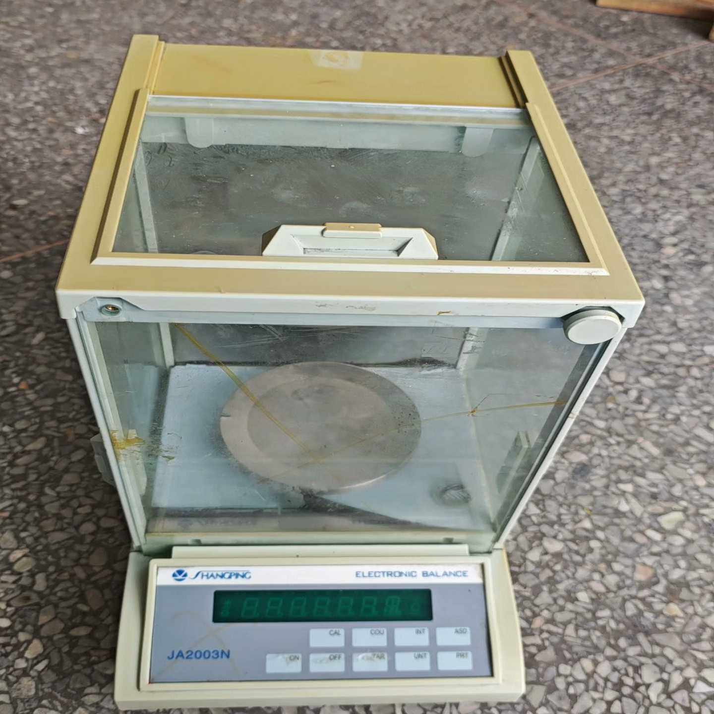 JA2003N电子天平，测试准确，精确度0.001，品相如图【鑫鑫商