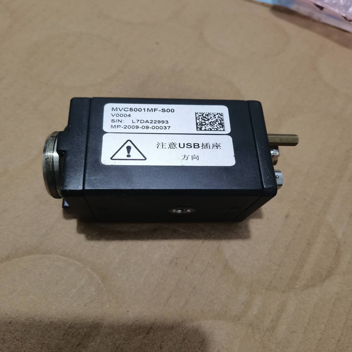 康耐视工业相机，型号MVC5001MF-S00，带USB接口~议价