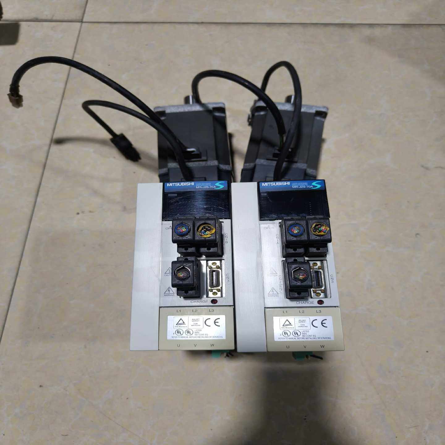 三菱伺服电机驱动器，MR-J2S-70A，-KFS73【落红设备】