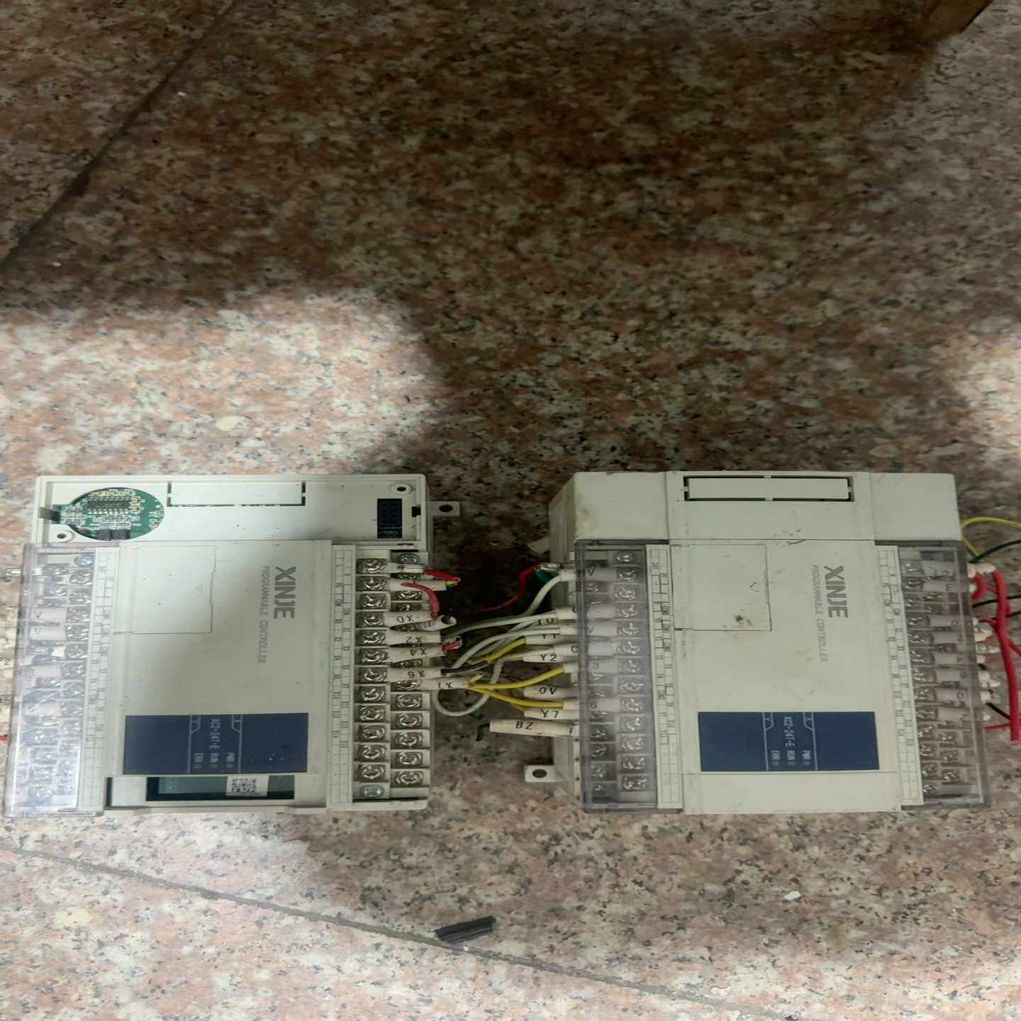 信捷PLC XC2-24T-E 成色如图所得功能包好包邮{议价}