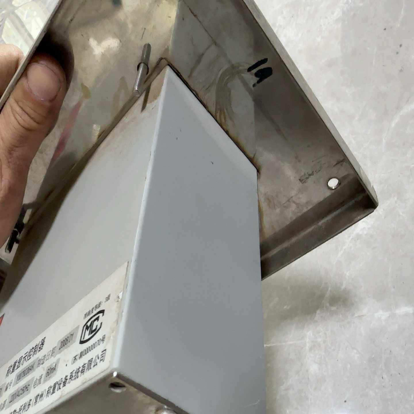 三菱QH42P输入输出模块，二手处理，功能正常。24VDC供-询价客服