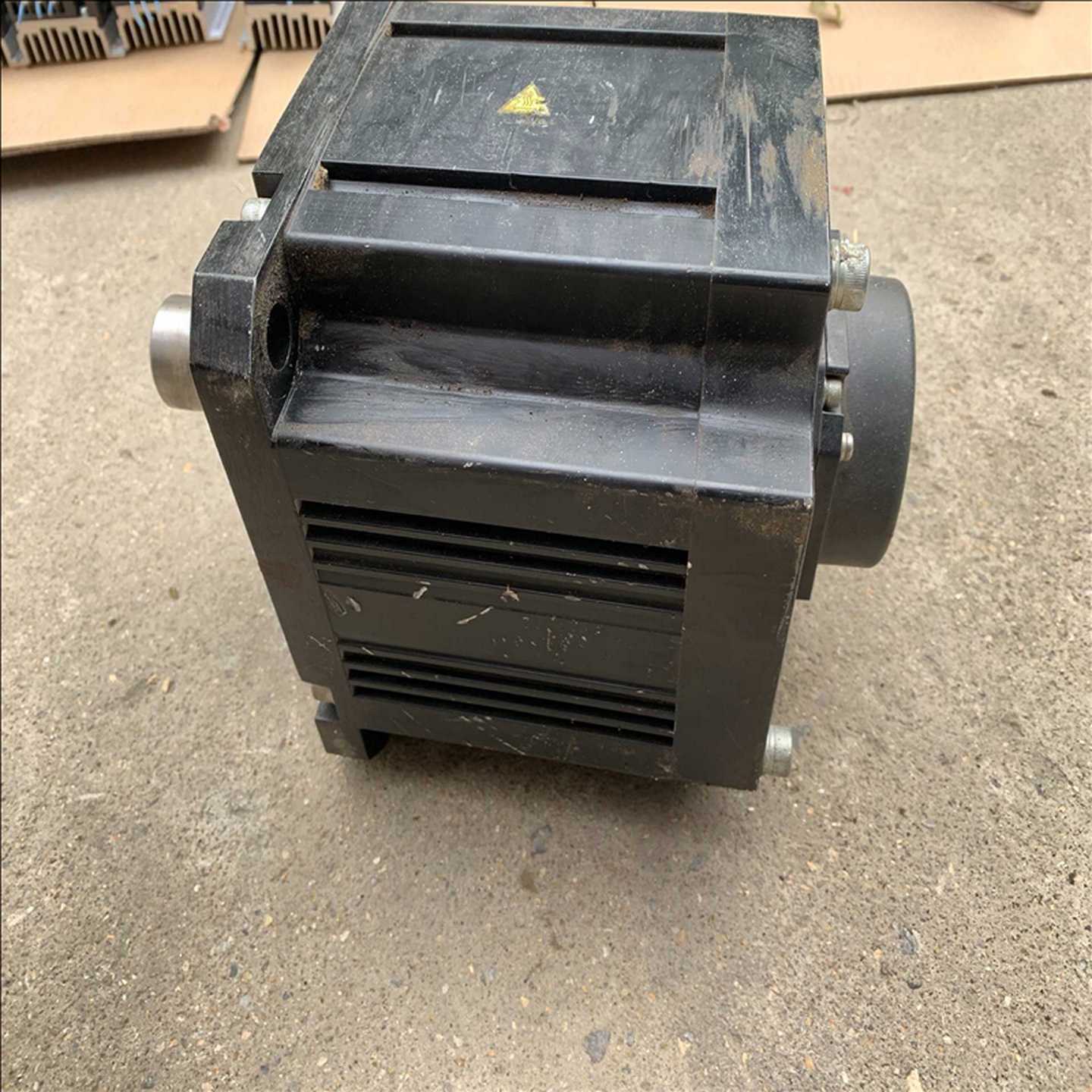 询价LG变频器K7M-DR30S正常货,功能正常,用。成