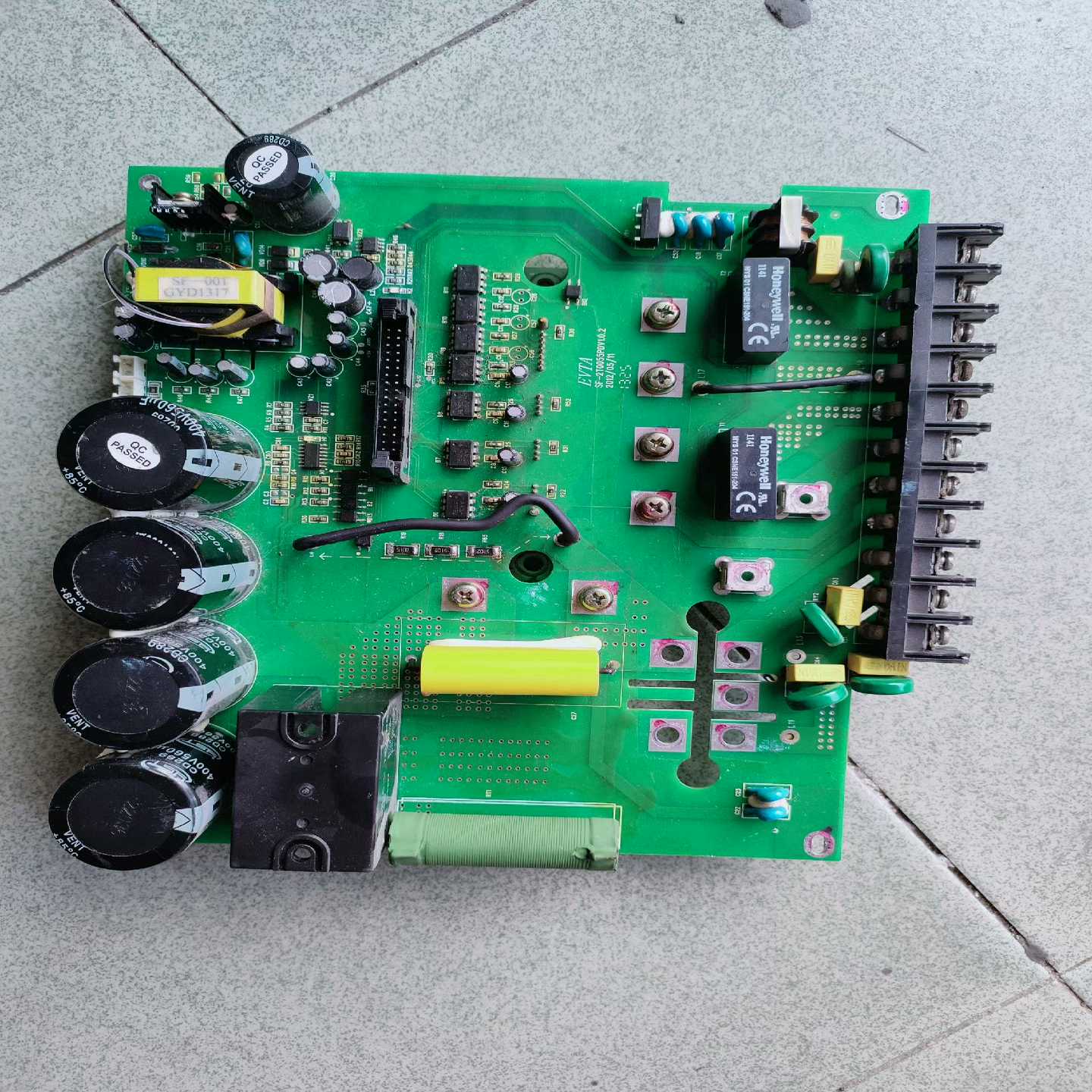 【星慕电子】EVTA艾威图伺服驱动板W-H40CT8，功能正常。