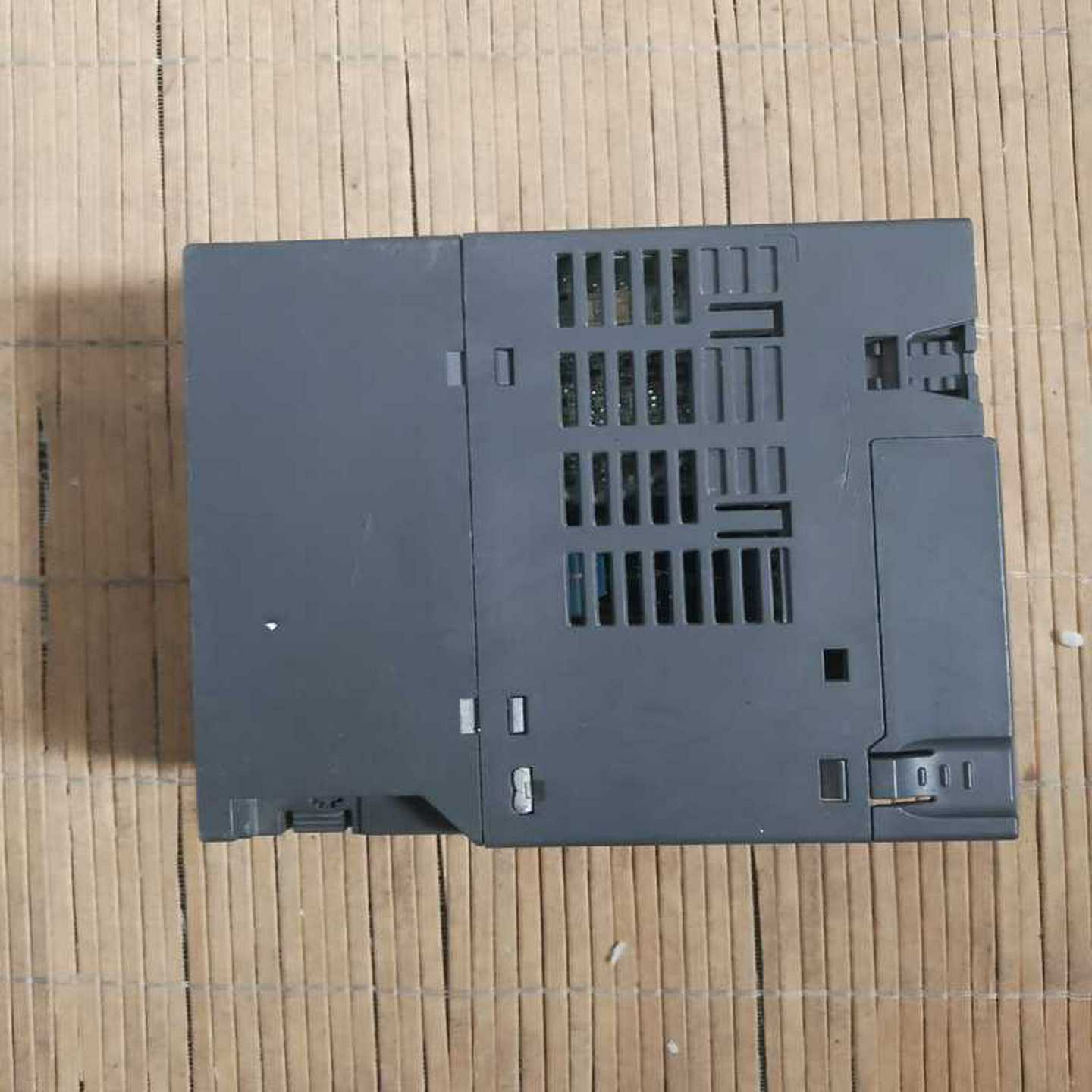 力士乐驱动HDS03.2-W100N拆机现货，功能完好，实物--议价商品